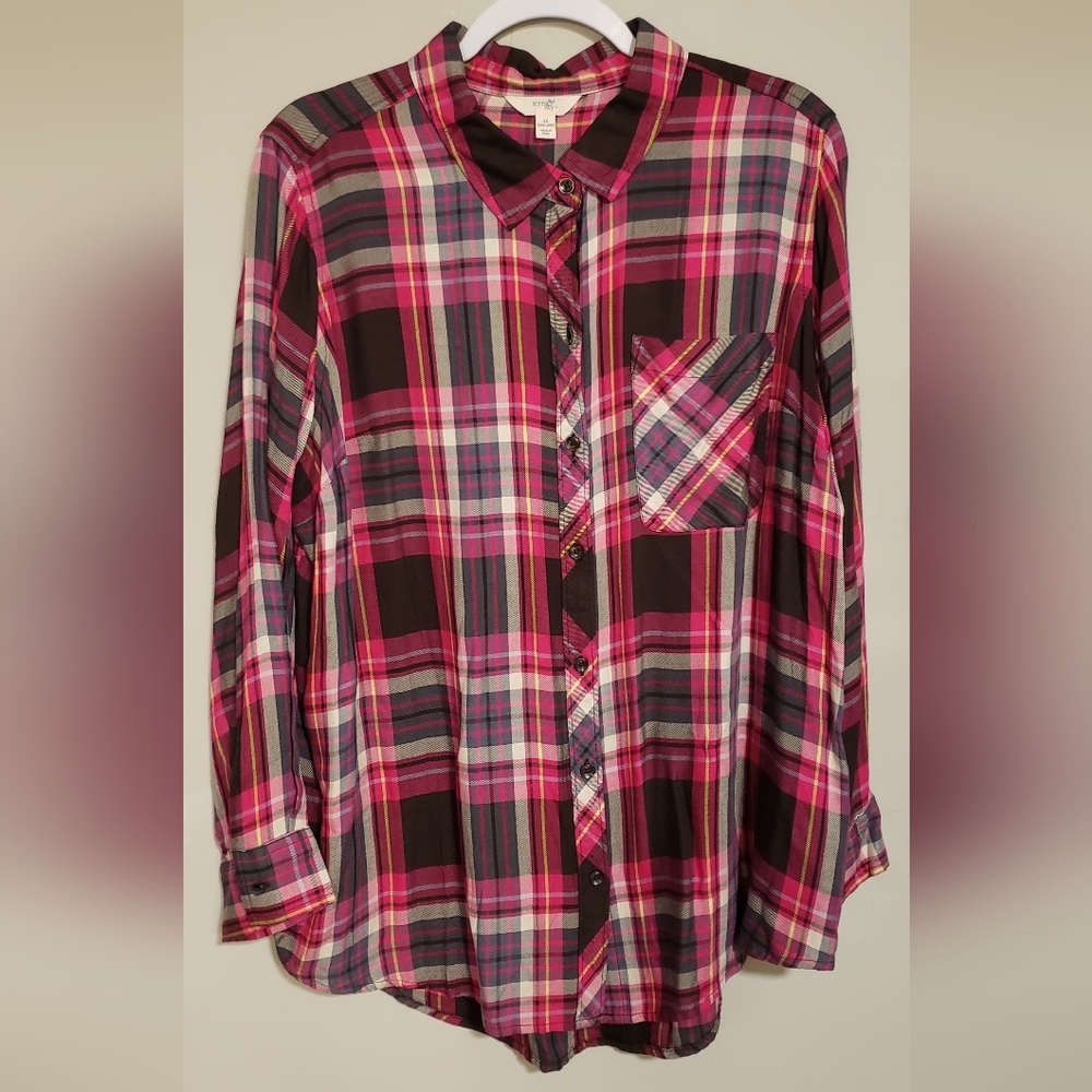 Plaid Button-Up Shirt